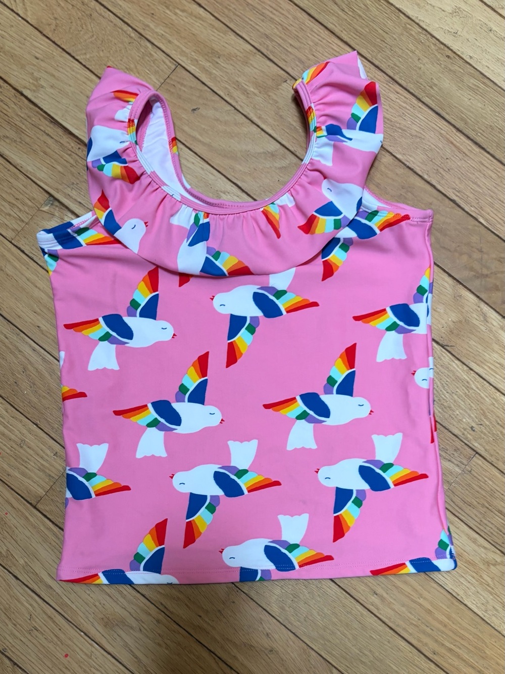 Hanna Andersson tankini with ruffle.  Pink Rainbow Bird graphic size160 (14-16)